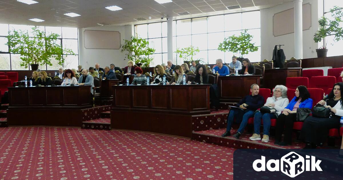 Общински съвет Нова Загора проведе своето поредно редовно 8 мо заседание