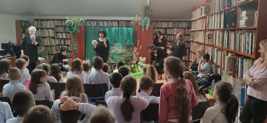 Над 1100 деца участваха в програма „Във вълшебния свят на приказките“ на библиотеката в Сливен