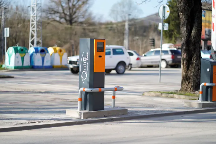 От 15 април се въвежда зона за платено паркиране на ППС в централен участък от ул. „Христо Ботев“ в гр. Мездра
