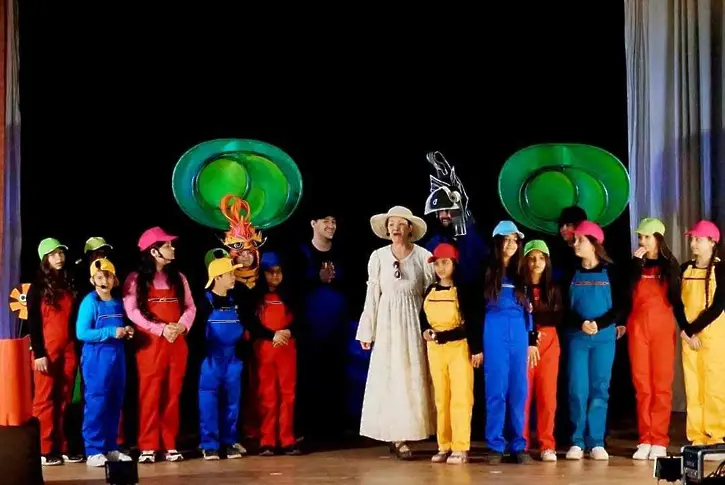 ДКТ Сливен приключи проекта „Вдъхновение – изкуство за промяна“, насочен към ромската общност