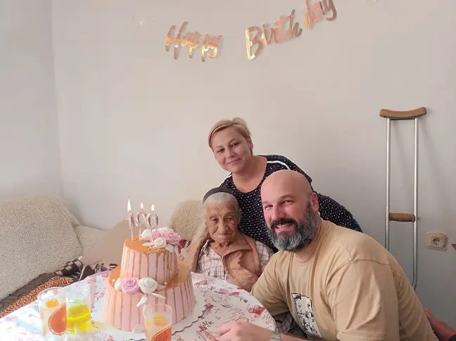 Най-възрастната жителка на Мездра навърши 100 години
