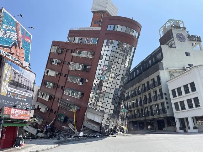 Трусът в Тайван взе 9 жертви. Ранените са над 900 души