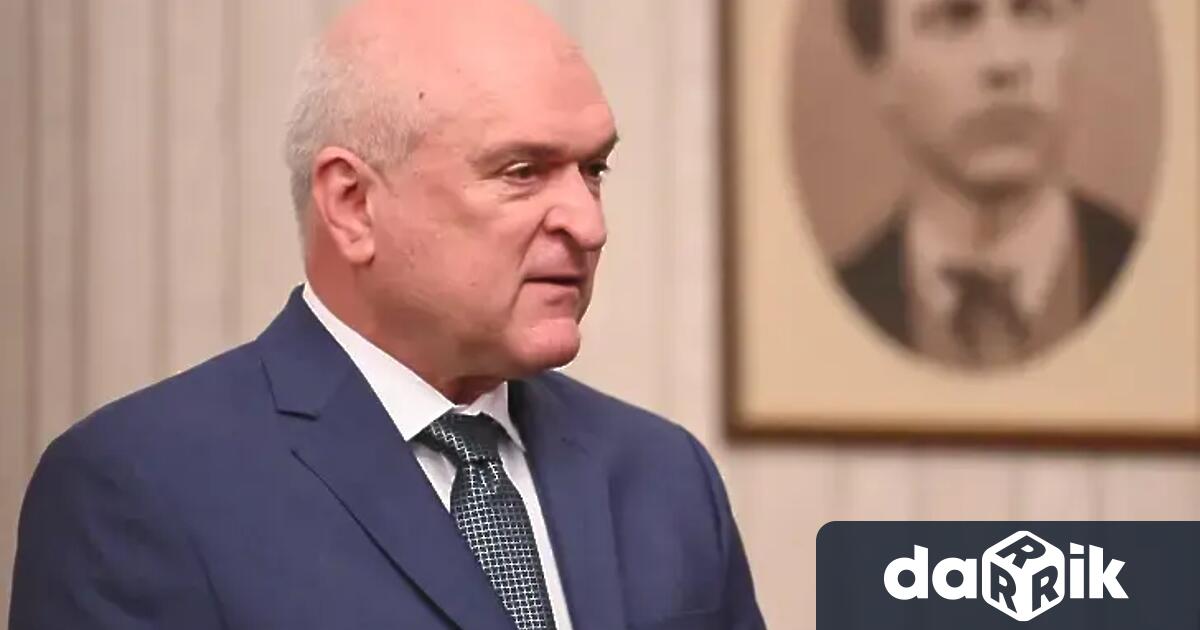 Кандидатът за служебен премиер Димитър Главчев ще представи в петък