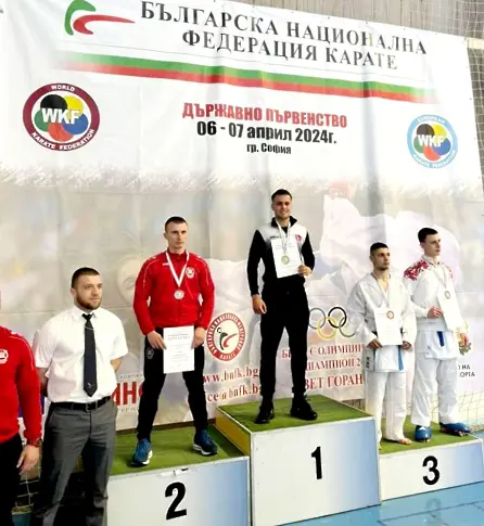 Курсант-сержант Валентин Сачански със злато от Държавното първенство по карате