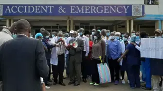 Болница уволни 100 стачкуващи лекари в Кения