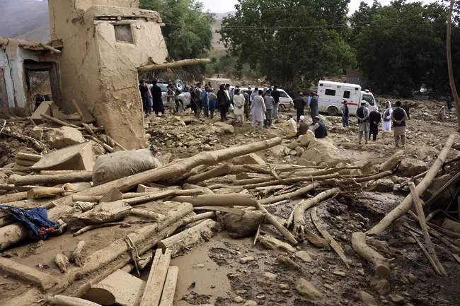 Сезонни дъждове отнеха живота на 33-ма души в Афганистан