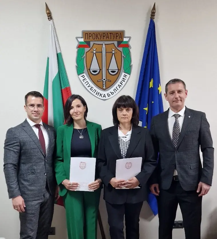 Мирослава Митева и Добринка Матеева встъпиха в длъжност заместник районен прокурор на Районна прокуратура- град Плевен
