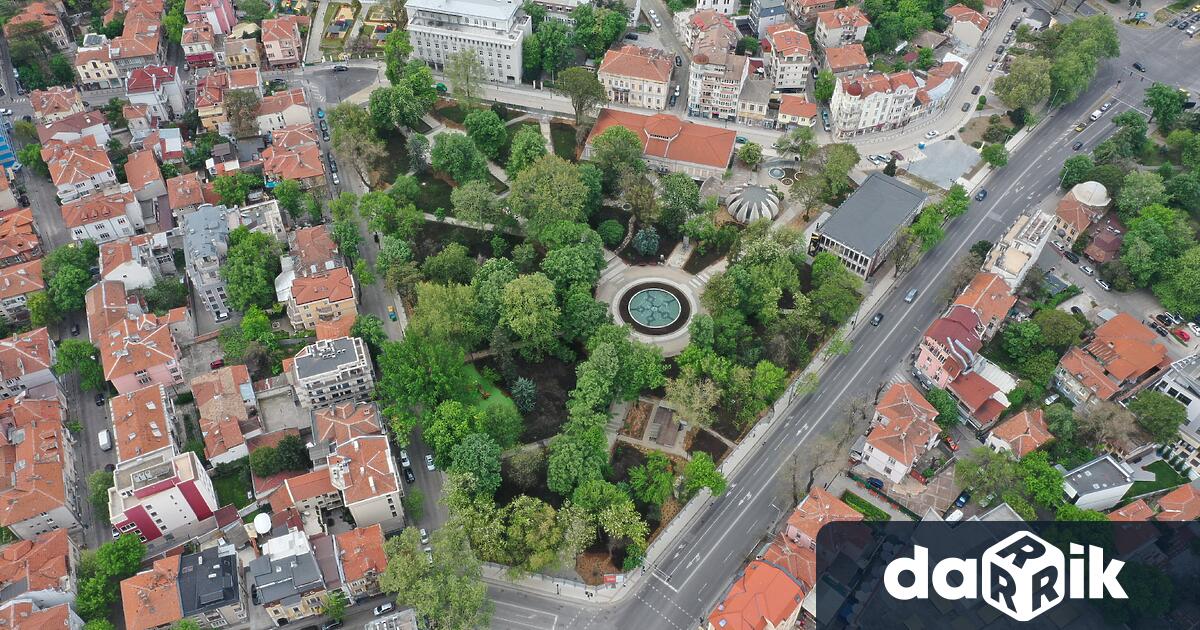 В декларация от БСП Пловдив се обявиха против Дондуковата градина