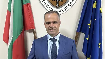 Заместник - административният ръководител в ОП Плевен Николай Пачевски с награда от Съюза на юристите