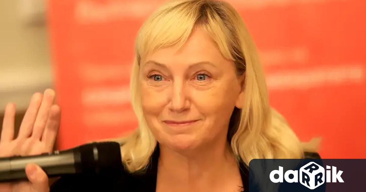 Журналистката Елена Йончева е номинирана за евродепутат от Областния съвет