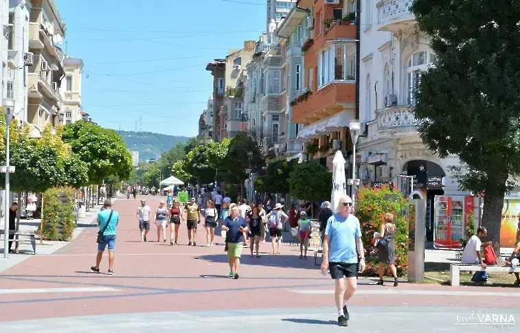 120 безплатни туристически обиколки ще се проведат във Варна