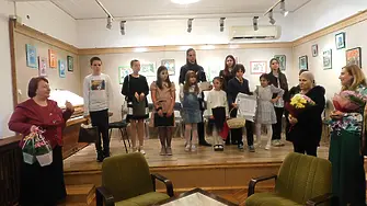 Концерт на школата по пиано и изложба живопис се проведоха в Шабла