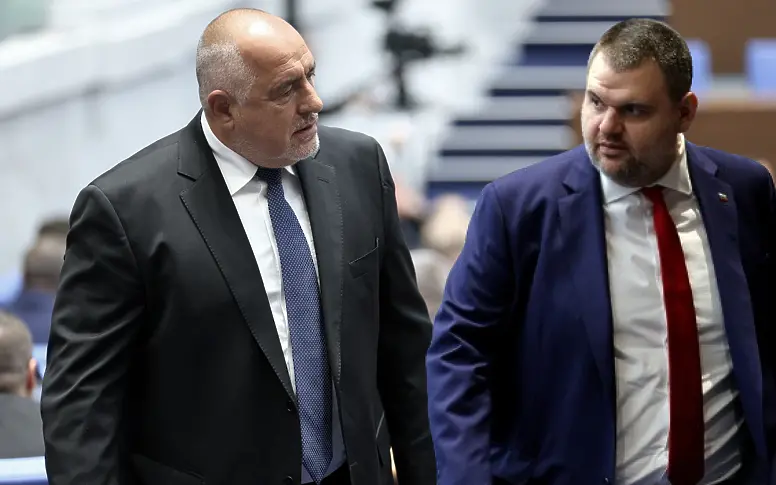 Заради исканата оставка на Желязков: Борисов честити “нова сглобка”, Пеевски заговори за “коалиция на пудела”