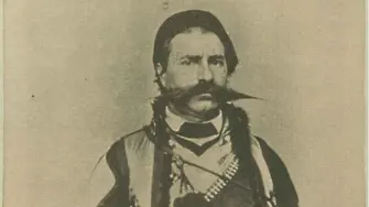На 28 април 1867 г. Панайот Хитов преминава на българска земя с четата си, на която знаменосец е Васил Левски