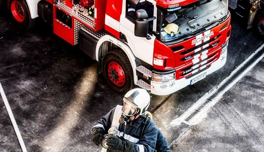 Изгоря лекотоварен автомобил във Видин