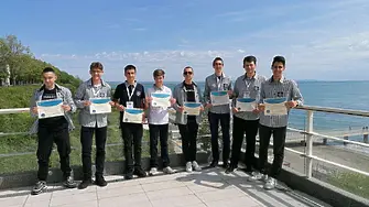 Врачанската математическа гимназия  с лауреат на НОИТ 2024