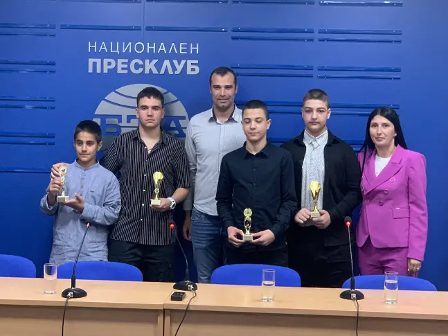В Плевен връчиха награди на медалисти от Шотокан клуб Спартак 14, след участие в Европейско първенство в Унгария