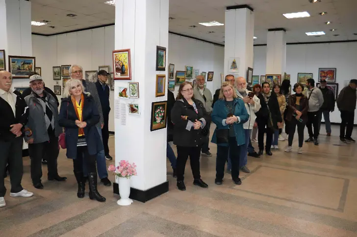 Изложба, посветена на Русе, беше открита малко преди празника на града