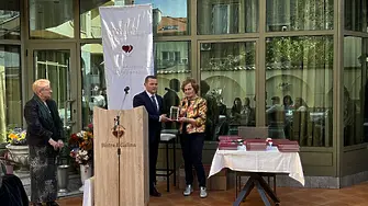 Кметът Пенчо Милков уважи представянето на книга за добрите сърца на фондация „Бистра и Галина“