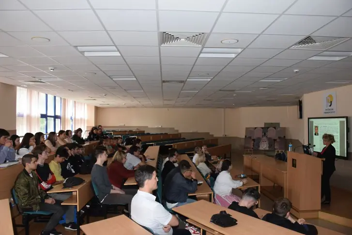 Професори от Канада с лекции в Русенския университет