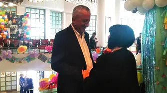 Областният управител Чавдар Божурски откри кръгла маса в рамките на Националния фестивал на детската книга