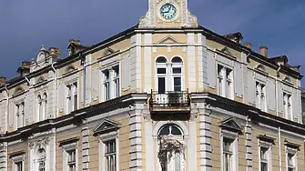 Днес Градският часовник в Русе отмерва времето с химна на Европа