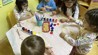 Творчески ателиета разширяват кръгозора на децата в котленската детска градина „Дъга“