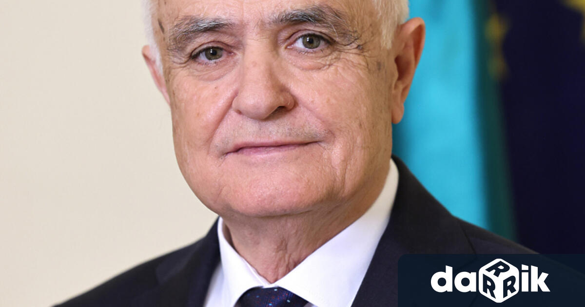 Министърът на отбраната Атанас Запрянов ще се запознае с изследователската