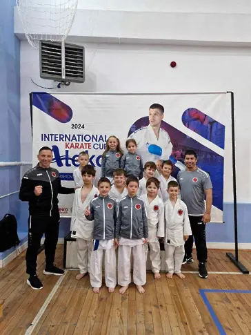 Спортен Клуб Дарис с успехи от международен турнир по карате
