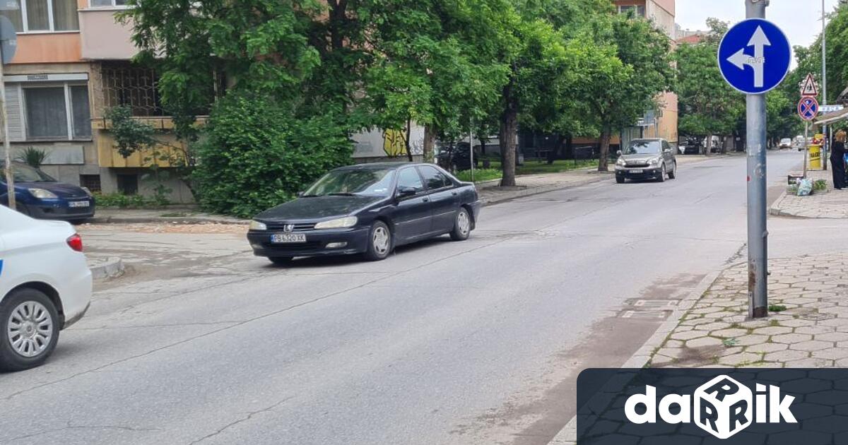 Кръстовището между улиците Димитър Талев“ и Петър Стоев“ се предвижда