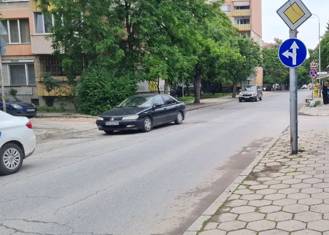Затварят кръстовището на ул. „Димитър  Талев“ с „Петър Стоев“ през юни