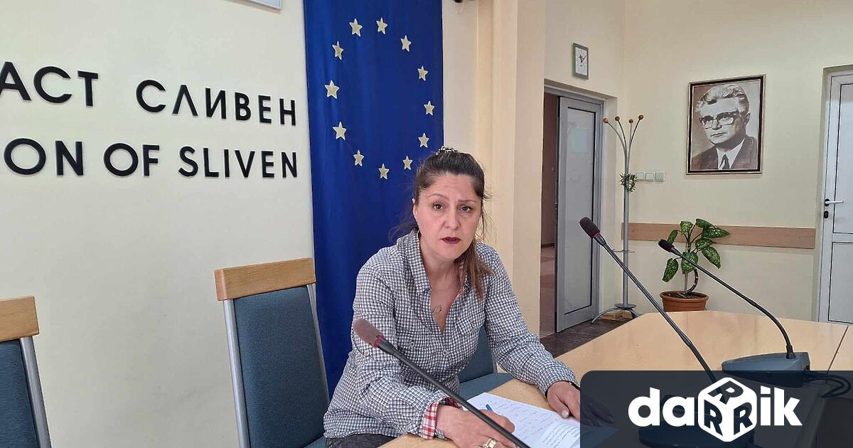 В Районната избирателна комисия в Сливен са доставени четири демо