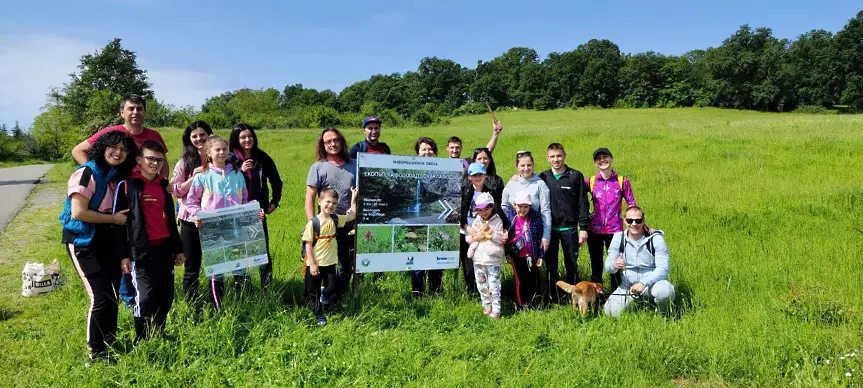 „Кроношпан“ и Държавно горско стопанство Бургас проведоха съвместна инициатива за създаване на нова екопътека