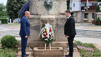 В Деня на Ботев в Ловеч почетоха паметта на загиналите за свободата и независимостта на България 