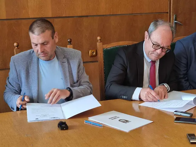 Председателят на БАН и кметът на Плевен подписаха Меморандум за сътрудничество