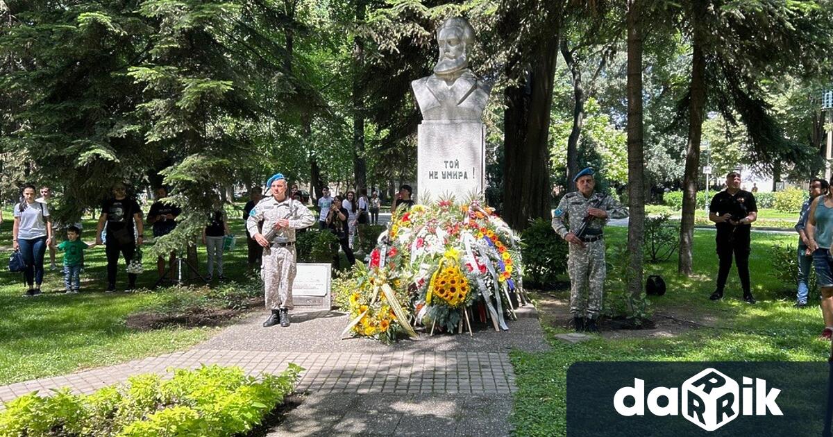 Пловдив почете Деня на Ботев и на загиналите за свободата