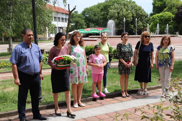 Почит и признателност в град Левски за  подвига и саможертвата на Христо Ботев и загиналите за свободата на България на 2 юни