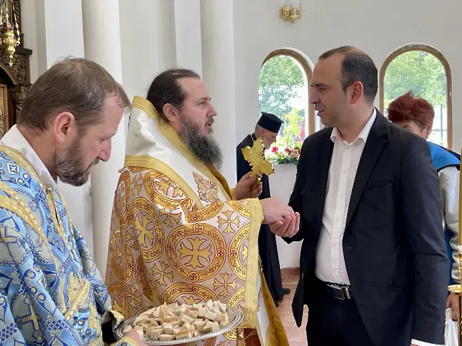В с. Гърляно отвори врати нов православен храм, носещ името “Св. Неделя” 