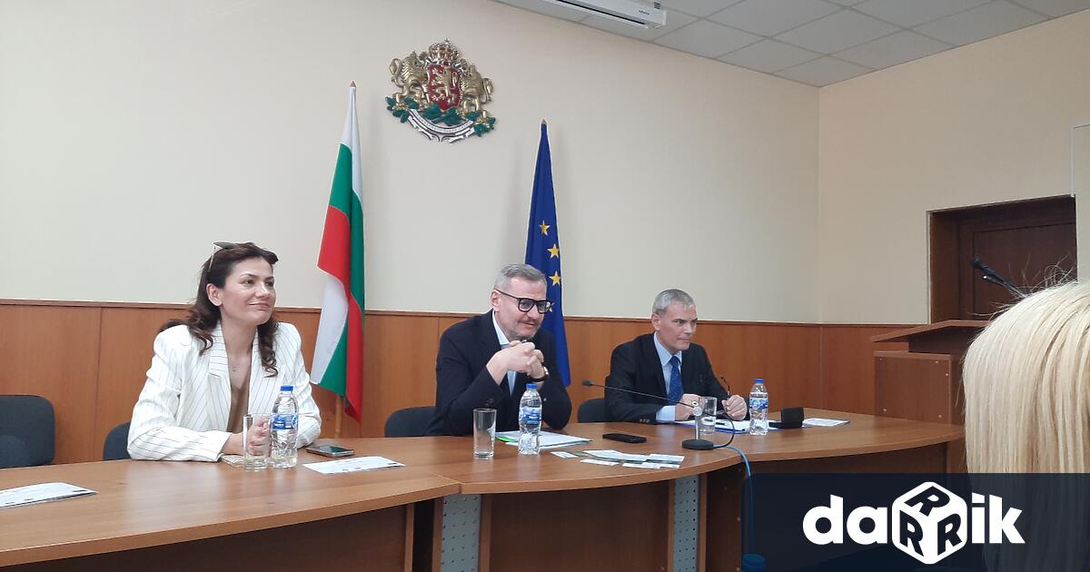 Областният управител Румен Русев днес посрещна министъра на туризма Евтим