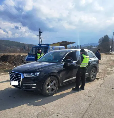 Полицията разкри 23 престъпления при спецакция в Пазарджишко