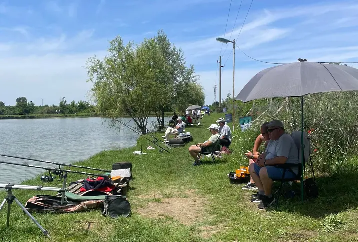Отборът на Габрово е първи в Националния турнир по спортен риболов за хора със зрителни увреждания, провел се край Плевен