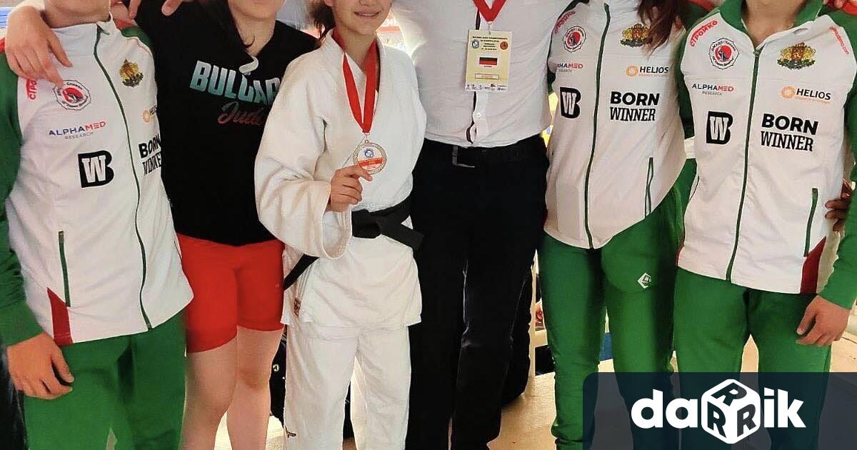 Сребърен медал донесеЕма Василева за СК по джудо Хаджи Димитър