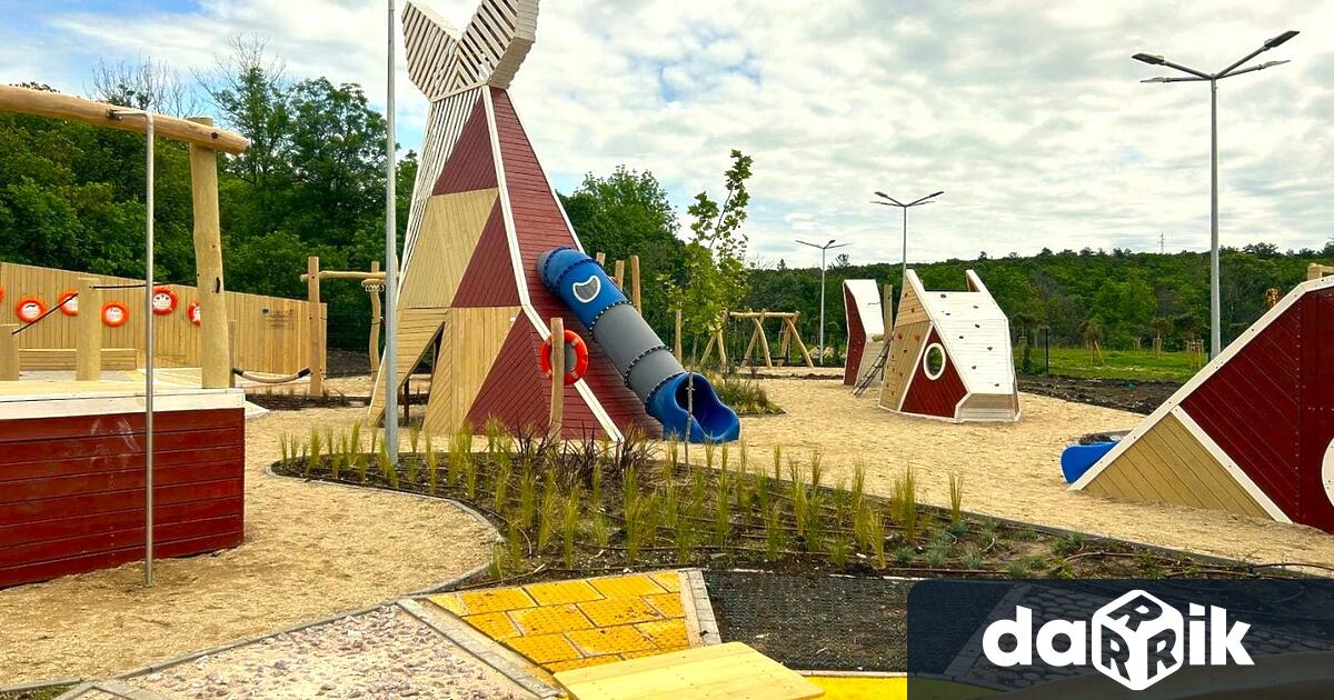 Нова атрактивна зона за детски игри и отдих посветена на