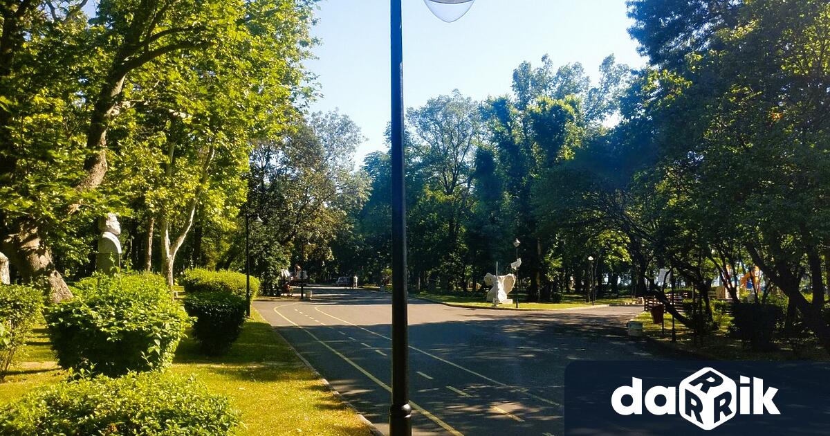 189 стари амортизирани стълба и осветителни тела ще бъдат подменени