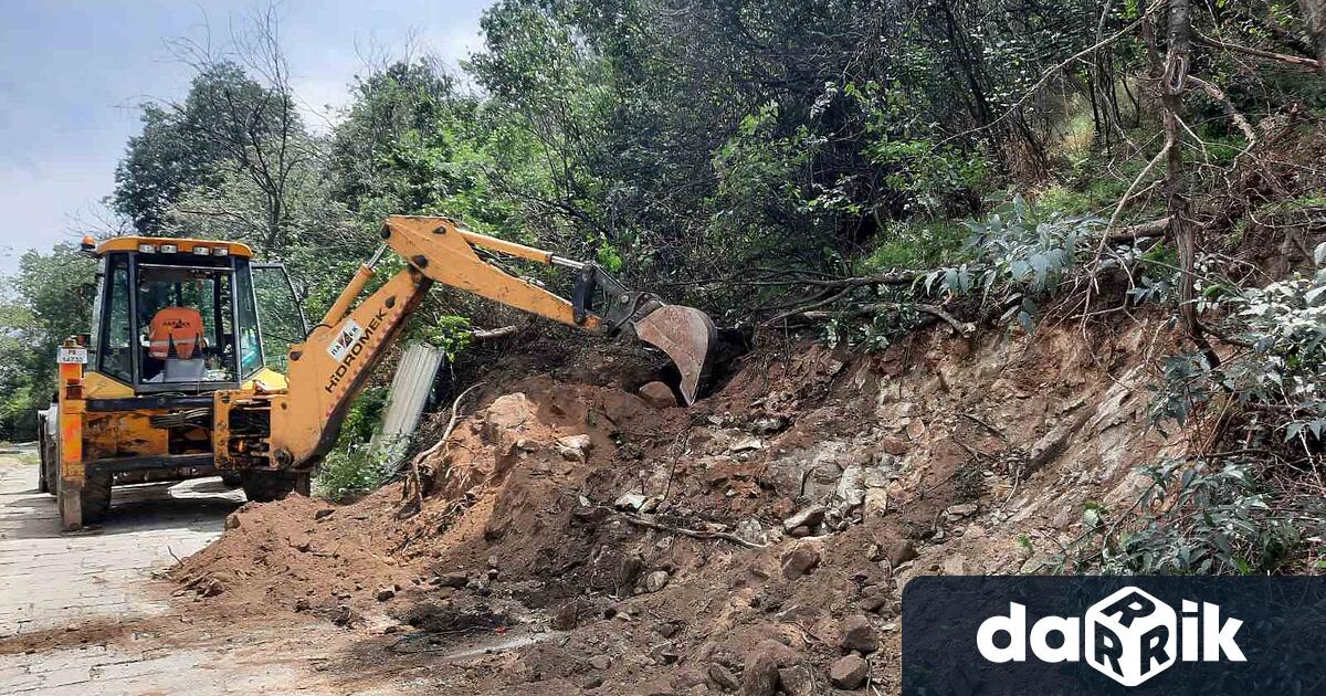 РИОСВ Пловдив спря изкопни дейности на Младежкия хълм в града