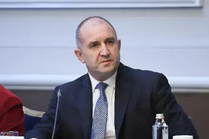 Радев е домакин на Международна ядрена конференция във Варна