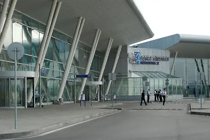 Летище София се нареди до аеропортите в Истанбул, Цюрих и Париж по ниски вредни емисии