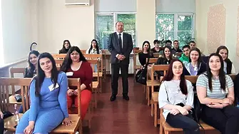 Започна прием на ученици в специалност "Съдебна администрация" в гимназия Атанас Буров-Силистра