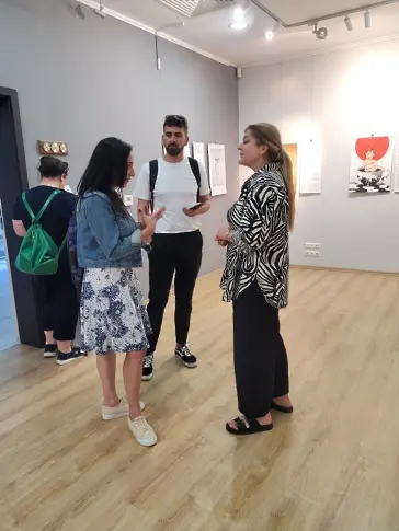 "Пробуждане между редовете" - чисто изкуство, вдъхновено от истински истории 