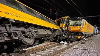 Жертви и ранени при влакова катастрофа в Чехия